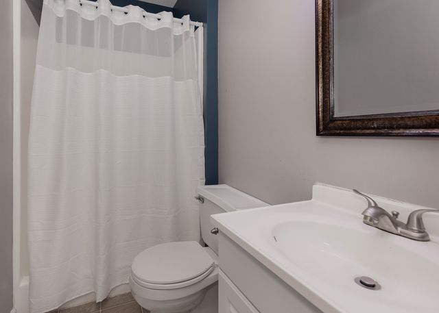1211 48th Avenue 26, East Moline, IL 61244