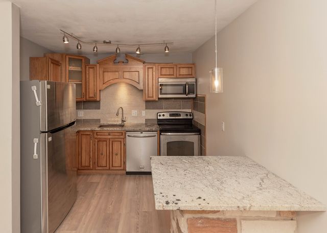 1211 48th Avenue 26, East Moline, IL 61244