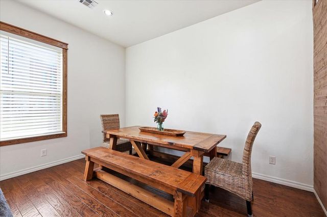 501 S Fretz Avenue, Edmond, OK 73003