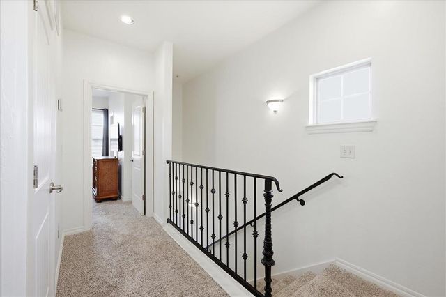 501 S Fretz Avenue, Edmond, OK 73003