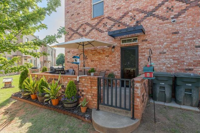 501 S Fretz Avenue, Edmond, OK 73003