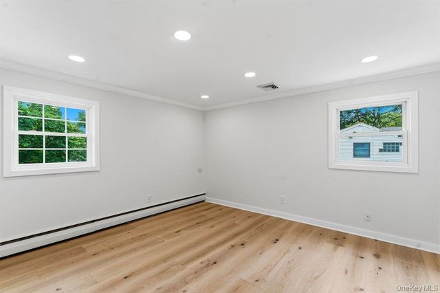 12 E Park Drive, Old Bethpage, NY 11804