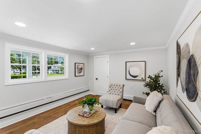 12 E Park Drive, Old Bethpage, NY 11804