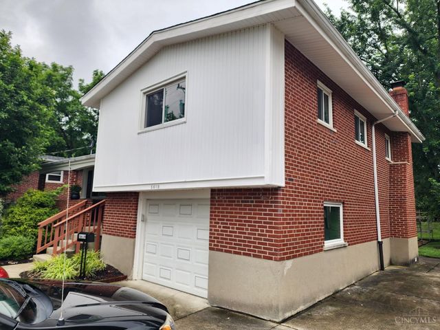 5619 Woodhaven Drive, Green Twp, OH 45248
