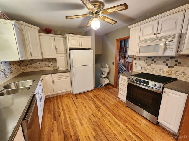 5619 Woodhaven Drive, Green Twp, OH 45248