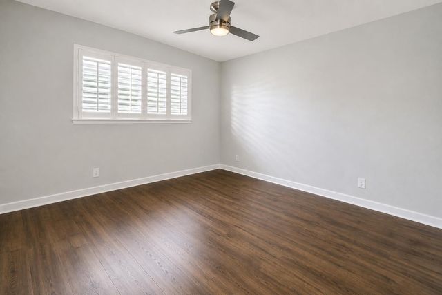 1900 NE 8th Court 204, Fort Lauderdale, FL 33304