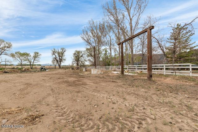 1401 Nevada 208, Yerington, NV 89447