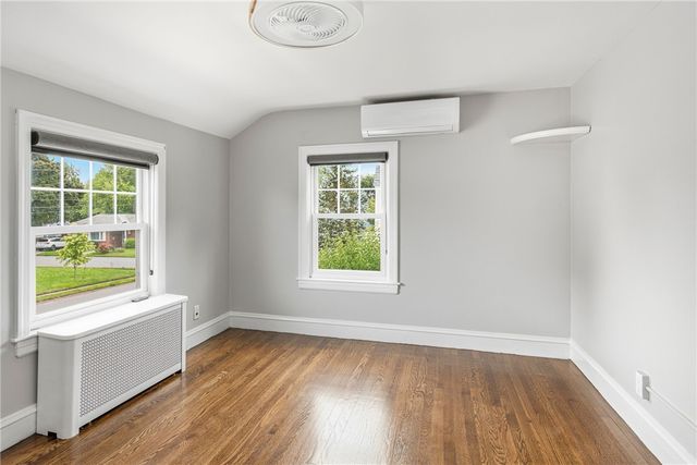26 Tryon Avenue, East Providence, RI 02916