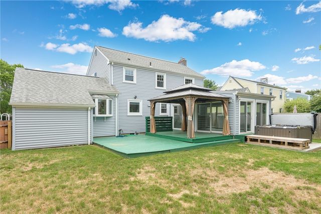 26 Tryon Avenue, East Providence, RI 02916