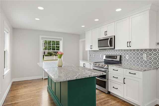 26 Tryon Avenue, East Providence, RI 02916