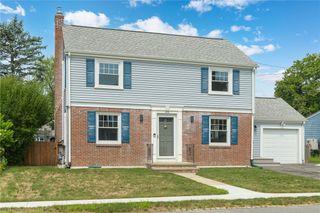 26 Tryon Avenue, East Providence, RI 02916