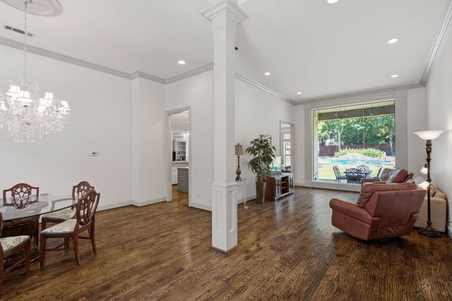 1901 Queensbridge Court, Keller, TX 76262