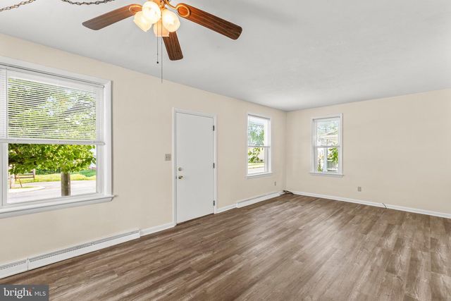 711 YORK ST, Hanover, PA 17331