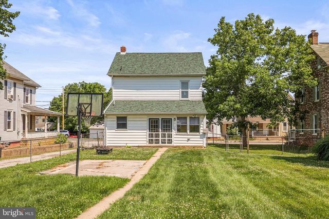 711 YORK ST, Hanover, PA 17331