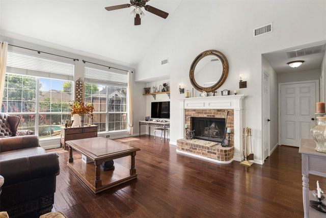 3014 Bluewood Drive, Rowlett, TX 75089