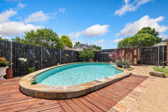 3014 Bluewood Drive, Rowlett, TX 75089