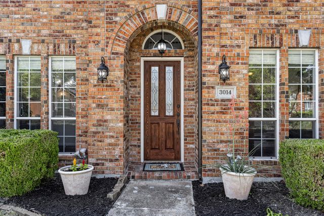 3014 Bluewood Drive, Rowlett, TX 75089