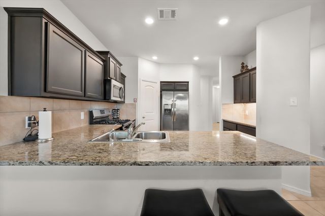 837 Walls Boulevard, Crowley, TX 76036