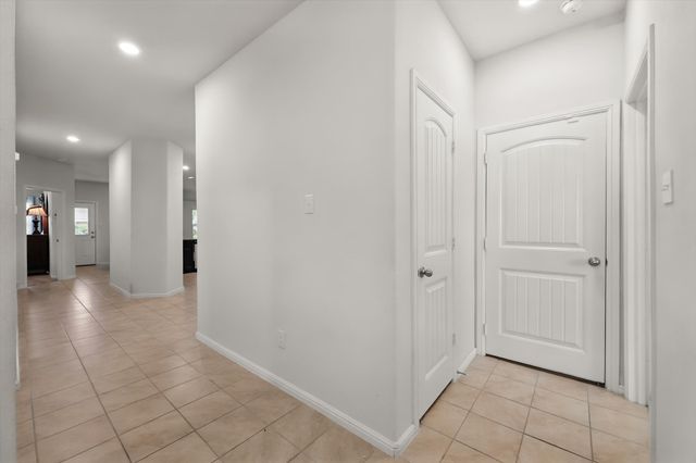 837 Walls Boulevard, Crowley, TX 76036