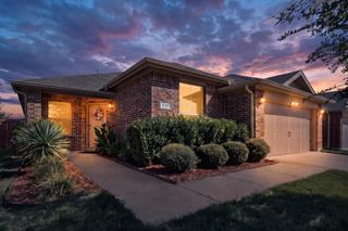 837 Walls Boulevard, Crowley, TX 76036