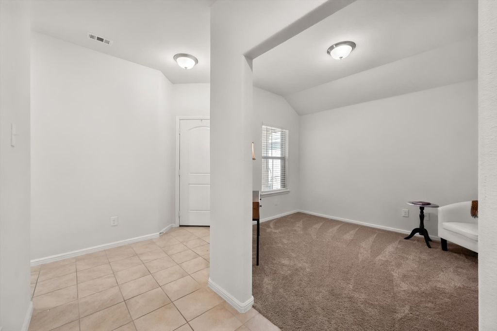 837 Walls Boulevard, Crowley, TX 76036 — photo 4