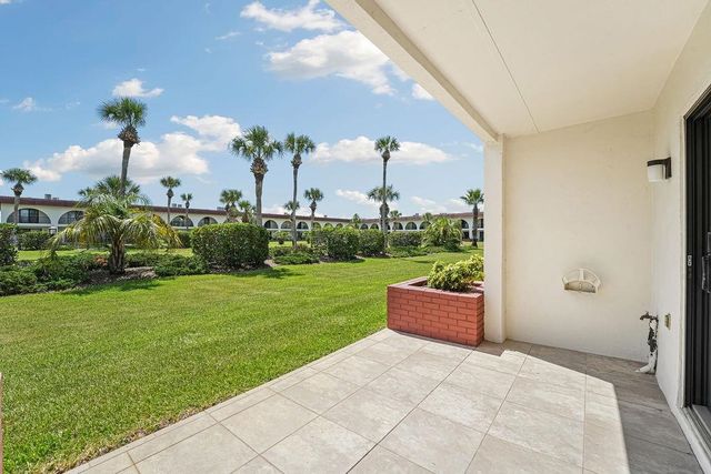 11 Dondanville Road #5, St Augustine, FL 32080