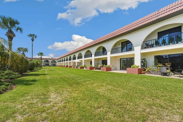 11 Dondanville Road #5, St Augustine, FL 32080