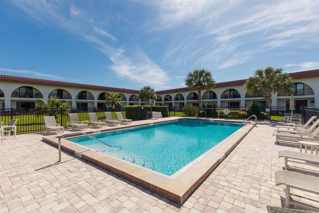11 Dondanville Road #5, St Augustine, FL 32080