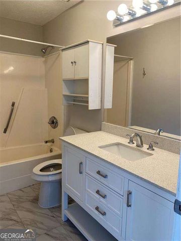 2852 Webb Bridge Road, Alpharetta, GA 30009