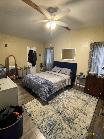 627 Buck Trail, Canyon Lake, TX 78133