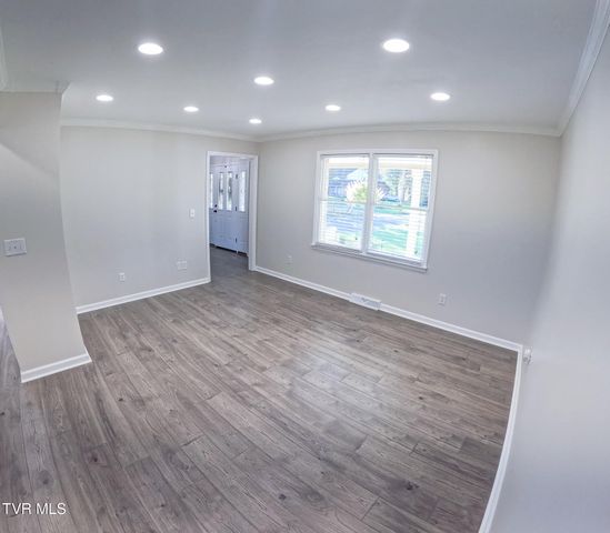 171 Flourville Rd, Gray, TN 37615