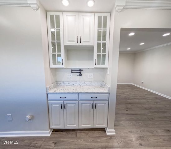 171 Flourville Rd, Gray, TN 37615