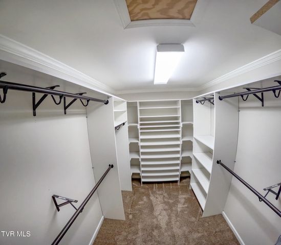 171 Flourville Rd, Gray, TN 37615
