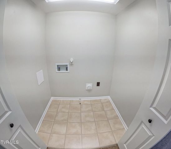 171 Flourville Rd, Gray, TN 37615