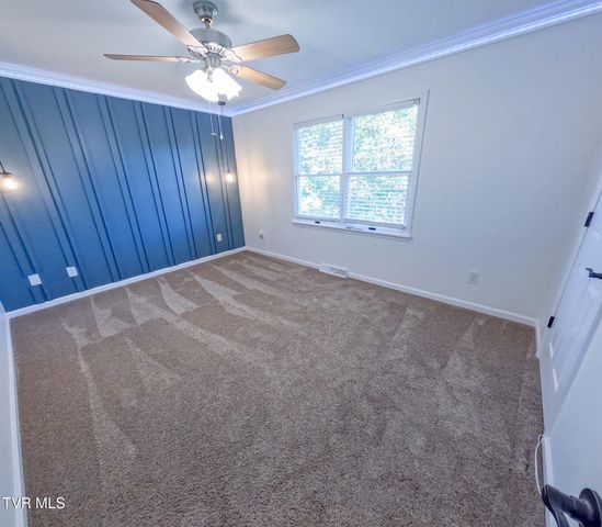 171 Flourville Rd, Gray, TN 37615