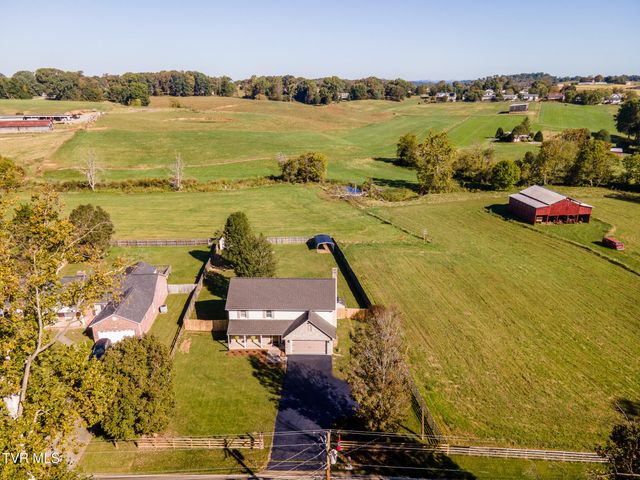 171 Flourville Rd, Gray, TN 37615