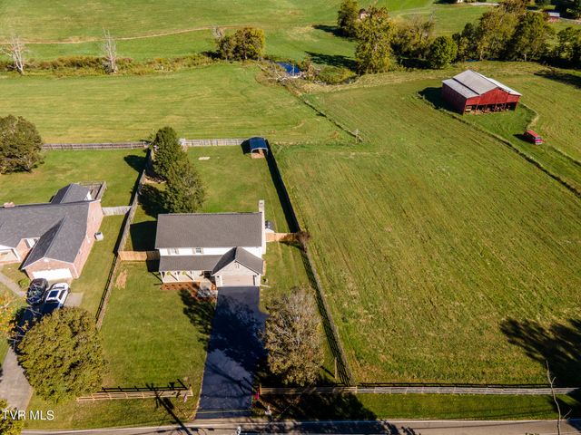 171 Flourville Rd, Gray, TN 37615