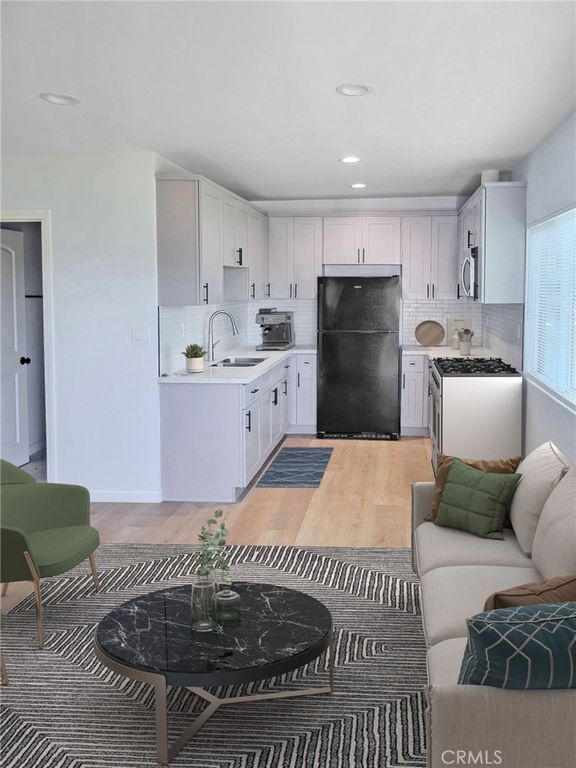 2532 Hauser 3, Los Angeles, CA 90016
