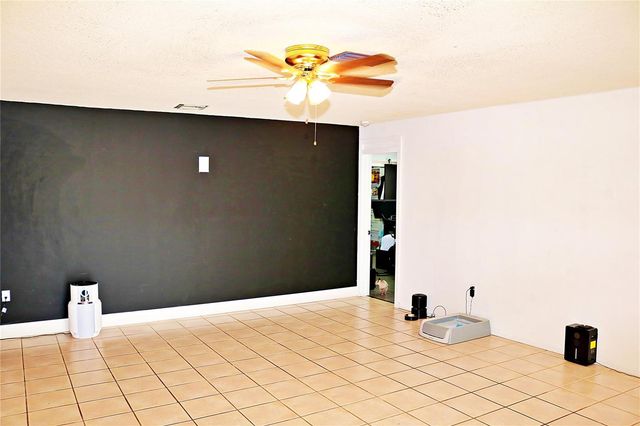 2704 CANAL Road, Miramar, FL 33025