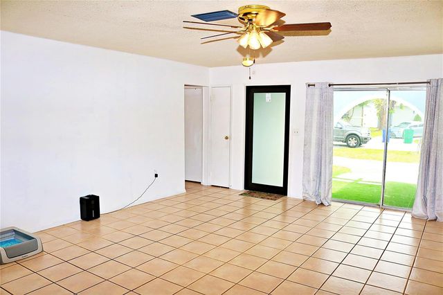 2704 CANAL Road, Miramar, FL 33025