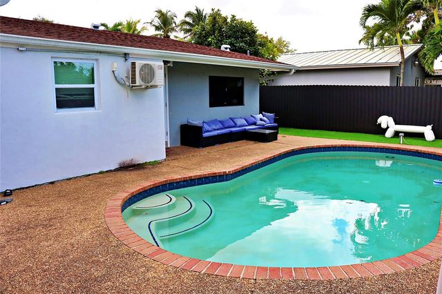 2704 CANAL Road, Miramar, FL 33025
