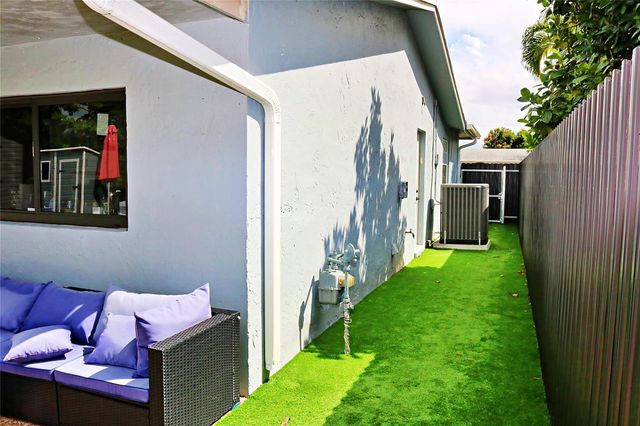 2704 CANAL Road, Miramar, FL 33025