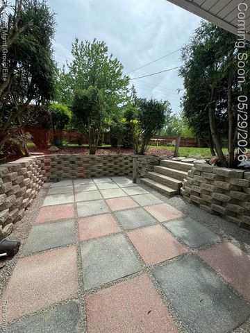18769 Walmer Lane, Beverly Hills, MI 48025