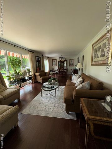 18769 Walmer Lane, Beverly Hills, MI 48025