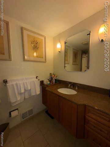 18769 Walmer Lane, Beverly Hills, MI 48025