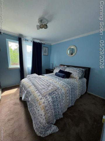 18769 Walmer Lane, Beverly Hills, MI 48025