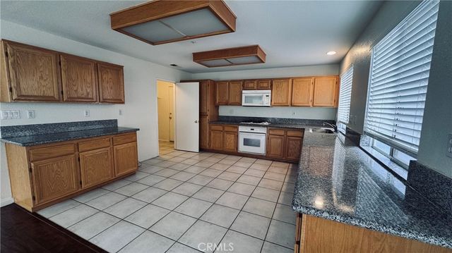 26341 Antonio, Loma Linda, CA 92354