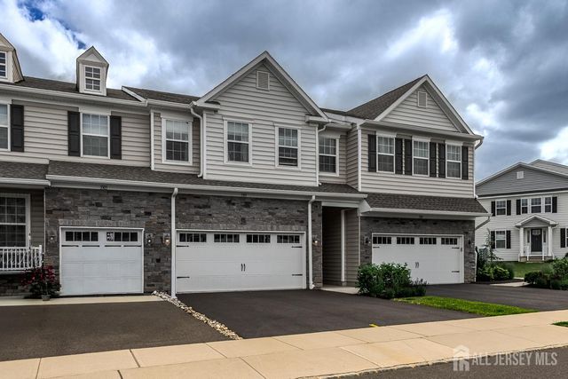3305 Charleston Drive, Monroe, NJ 08831