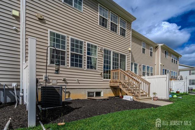 3305 Charleston Drive, Monroe, NJ 08831