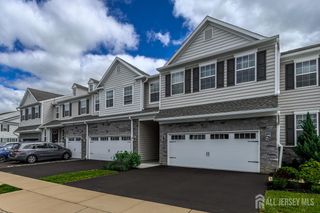 3305 Charleston Drive, Monroe, NJ 08831